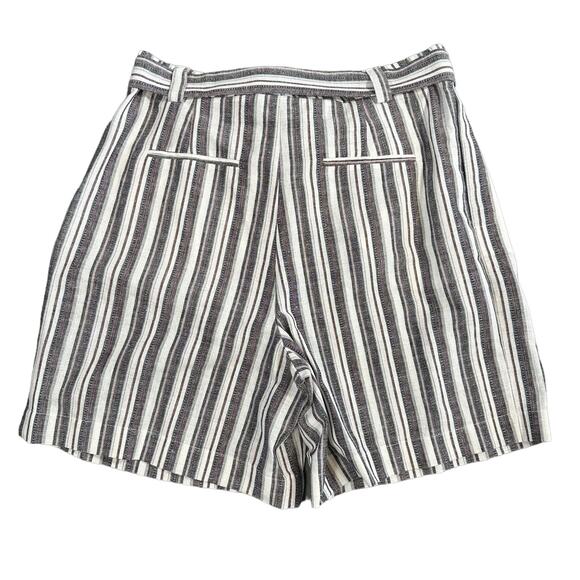 BCBGeneration Women's High Waisted Short with Tie Belt Size L - Picture 3 of 8